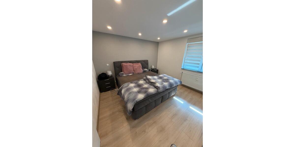 Etagenwohnung Schwalbach - 3 Zimmer, 65 m&sup2;, 650&euro; | Angebot:25874199