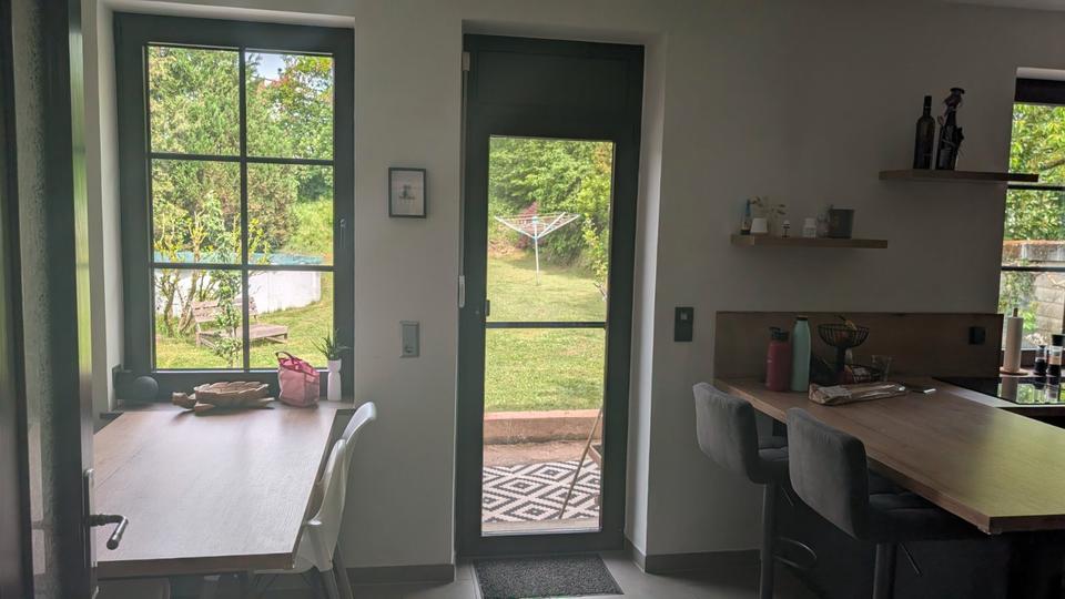Einfamilienhaus Saarbrücken Dudweiler - 7 Zimmer, 204 m&sup2;, 375.000&euro; | Angebot:27010150