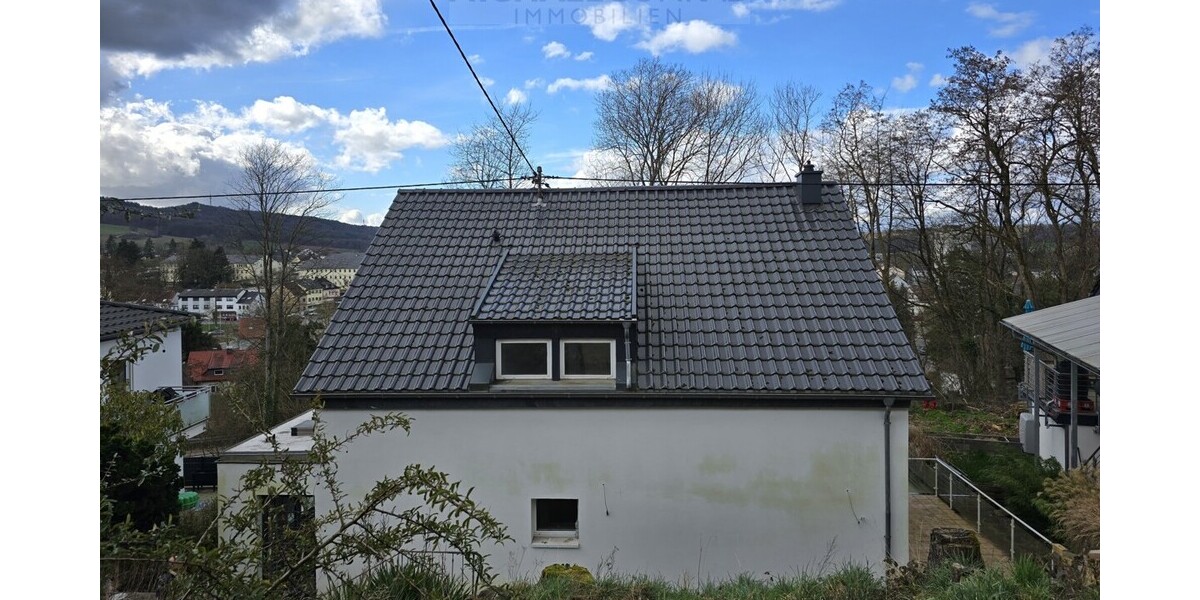 Umfangreich modernisiertes Einfamilienhaus in Lebach - Einfamilienhaus Lebach | Angebot:27010416