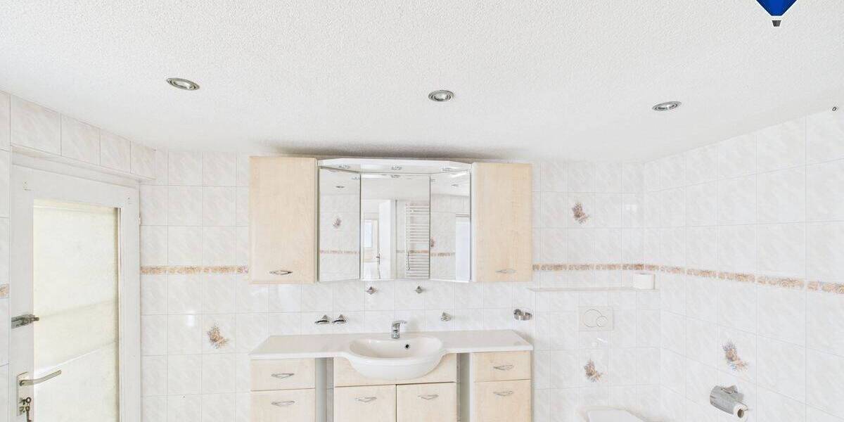 Reihenmittelhaus Saarlouis / Roden Roden - 5 Zimmer, 120 m&sup2;, 199.000&euro; | Angebot:25769945