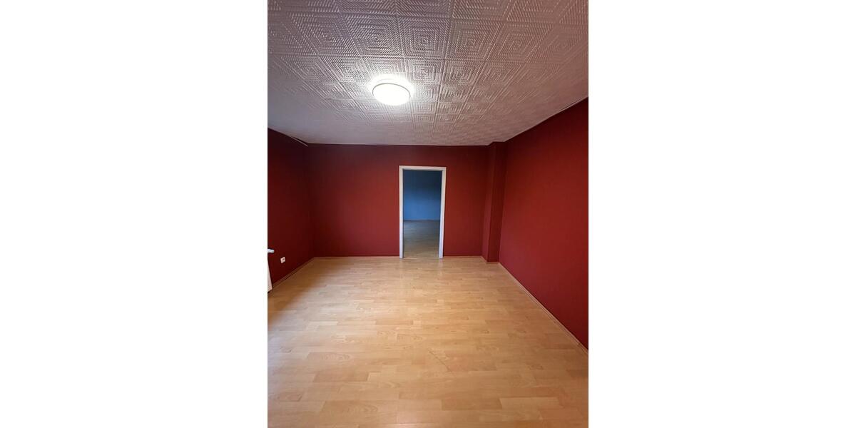 Einfamilienhaus Schmelz - 7 Zimmer, 183 m&sup2;, 320.000&euro; | Angebot:25403152