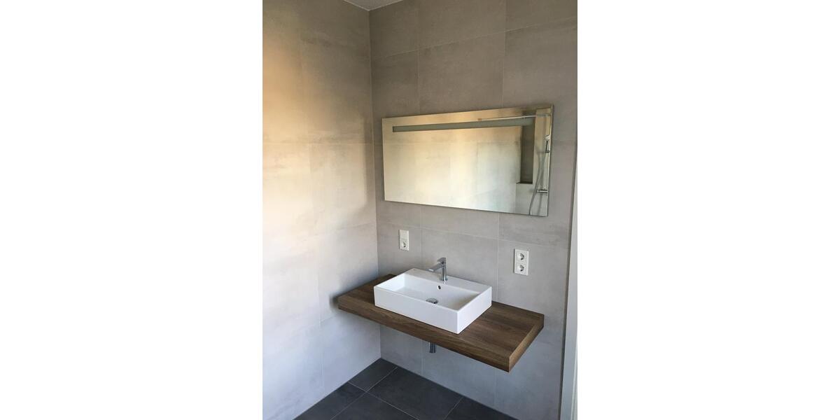 Etagenwohnung Saarlouis - 2 Zimmer, 105 m&sup2;, 1.250&euro; | Angebot:25942075