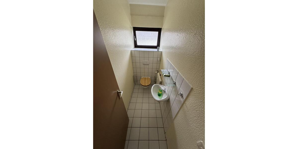 Etagenwohnung Saarbrücken Neue Bremm - 4 Zimmer, 91 m&sup2;, 830&euro; | Angebot:23408608