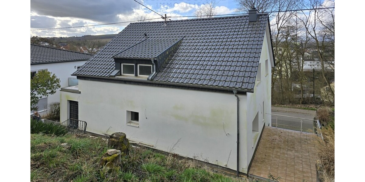 Umfangreich modernisiertes Einfamilienhaus in Lebach - Einfamilienhaus Lebach | Angebot:27010416