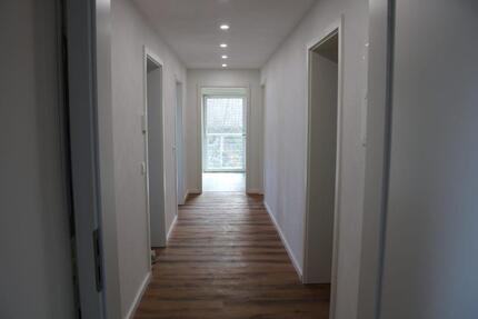 Wohnung Homburg - 4 Zimmer, 120 m&sup2;, 1.050&euro; | Angebot:25445383