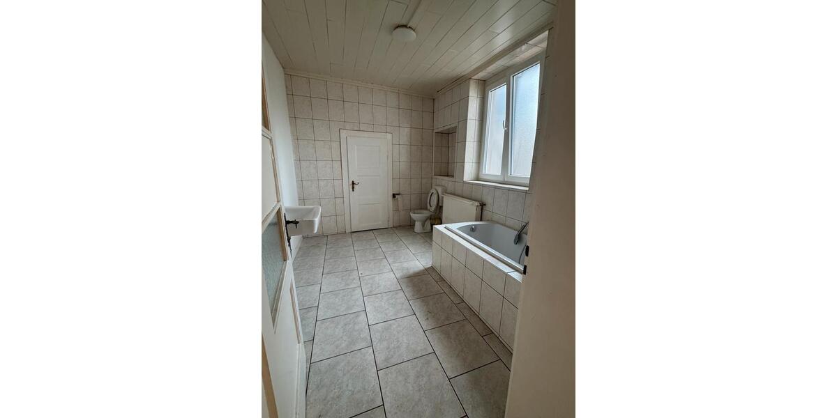 Erdgeschoßwohnung Dillingen (Saar) - 2 Zimmer, 60 m&sup2;, 578&euro; | Angebot:25719130