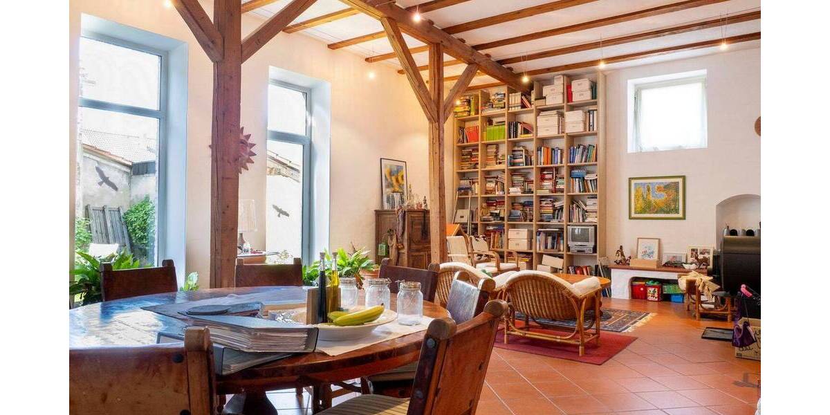 Mehrfamilienhaus, Wohnhaus Blieskastel Breitfurt - 7 Zimmer, 241 m&sup2;, 299.000&euro; | Angebot:25667229