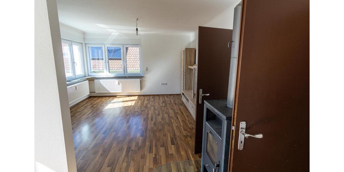Etagenwohnung Püttlingen - 3 Zimmer, 92 m&sup2;, 700&euro; | Angebot:25900925