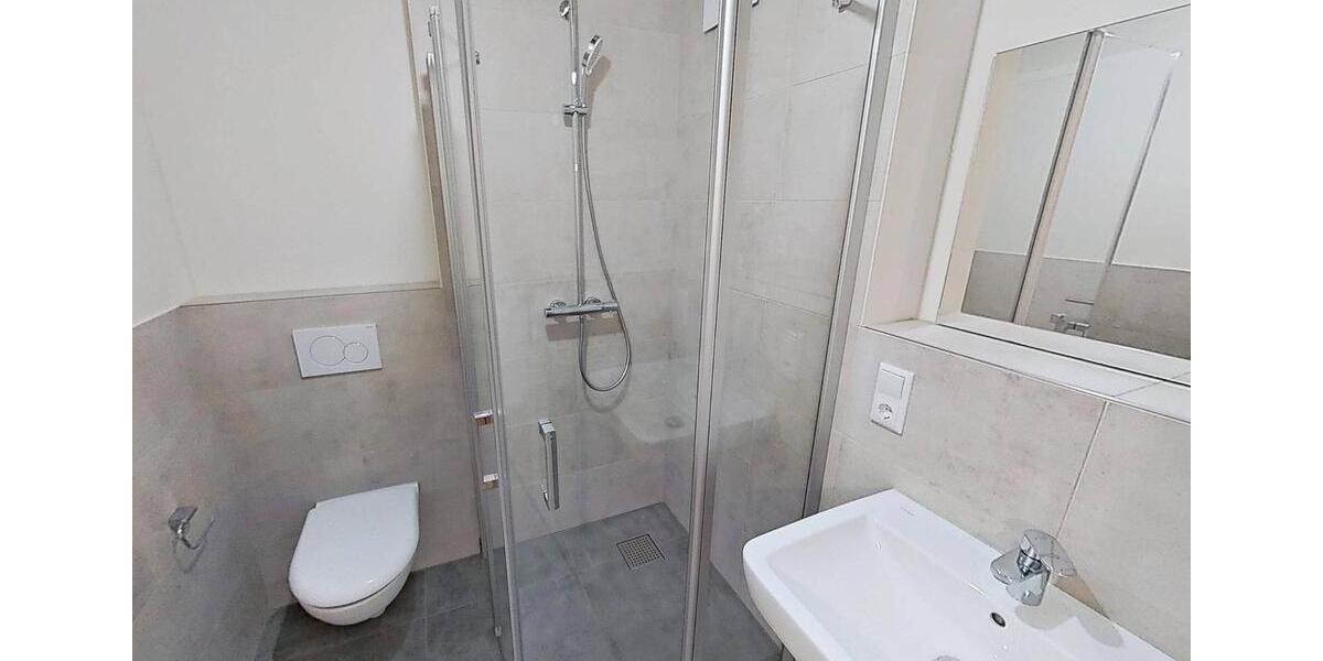 Etagenwohnung Saarbrücken - 3 Zimmer, 103 m&sup2;, 1.350&euro; | Angebot:25543578