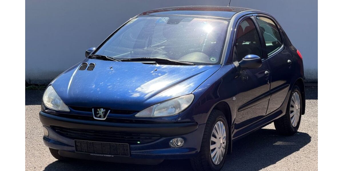 Peugeot 206 179.000 km 999 &euro; Völklingen 66333