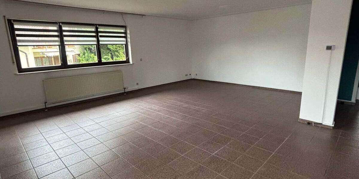 Etagenwohnung Riegelsberg - 3 Zimmer, 115 m&sup2;, 850&euro; | Angebot:25664169