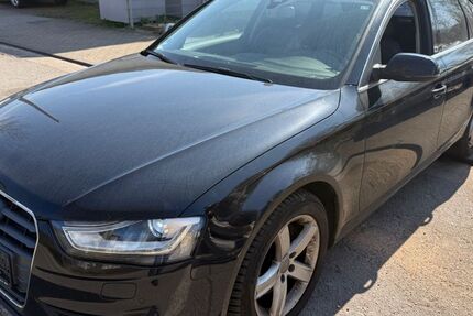 Audi A4 218.937 km 6.990 &euro; Völklingen 66333