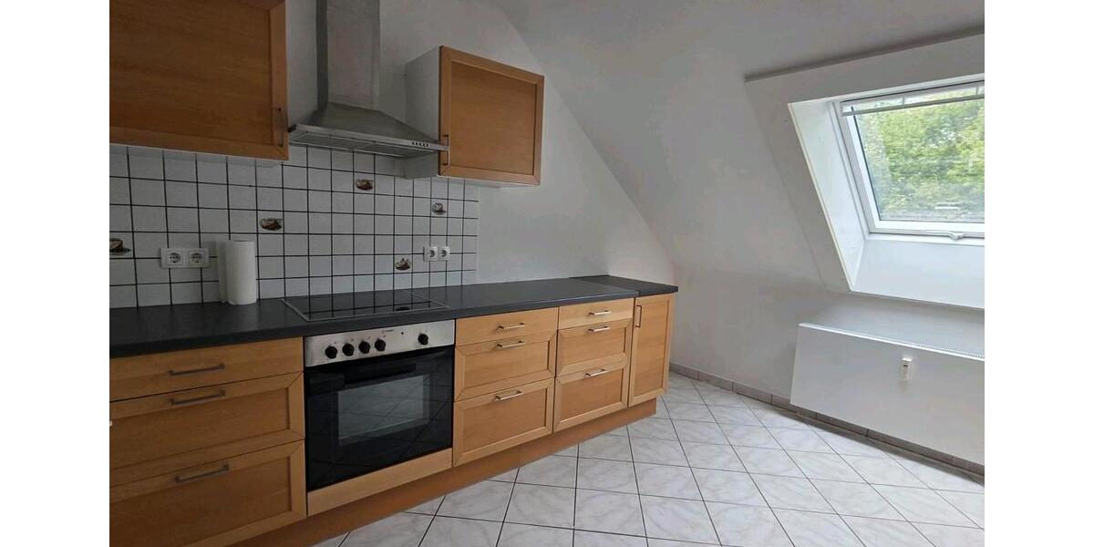 Dachgeschoßwohnung Quierschied - 2 Zimmer, 54 m&sup2;, 530&euro; | Angebot:25883547