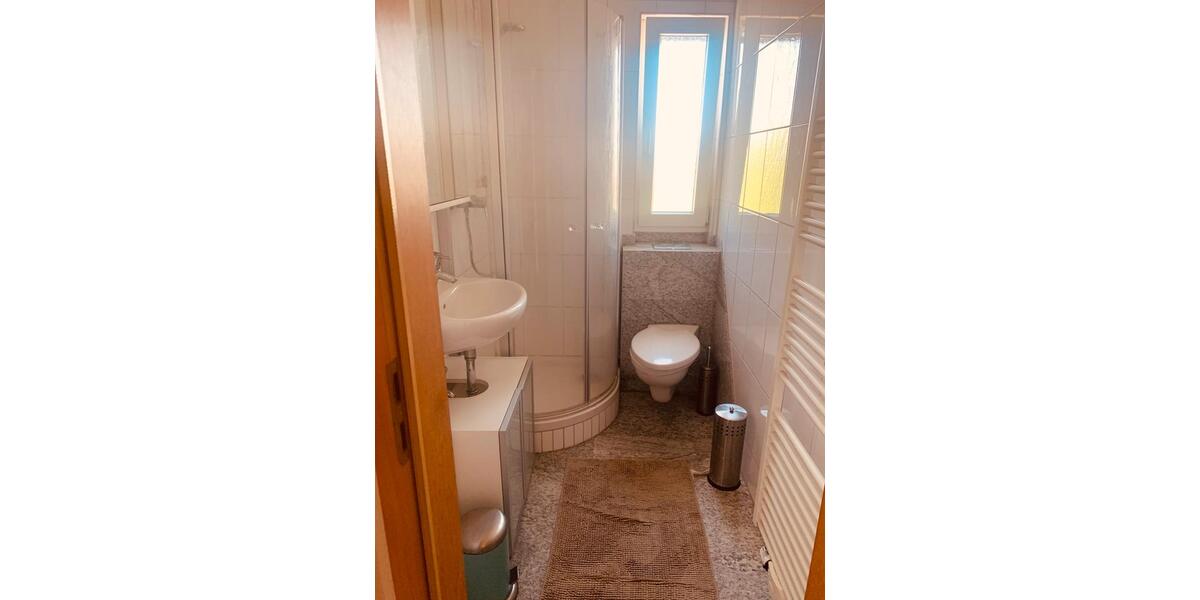 Dachgeschoßwohnung Saarbrücken Eschberg - 2 Zimmer, 61 m&sup2;, 870&euro; | Angebot:26664540
