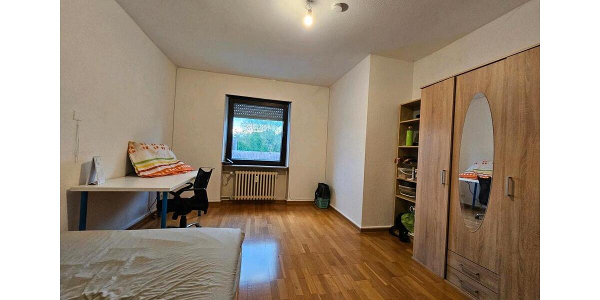Etagenwohnung Saarbrücken Dudweiler - 3 Zimmer, 88 m&sup2;, 800&euro; | Angebot:26564761