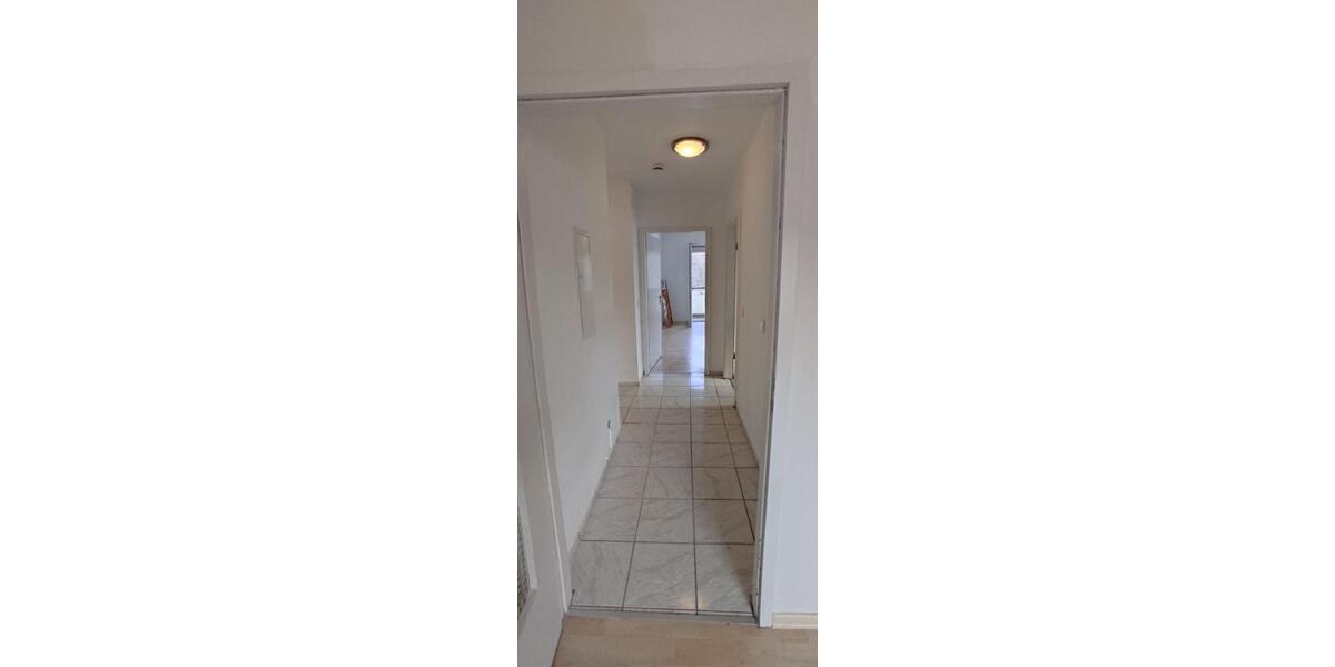 Etagenwohnung Saarlouis - 5 Zimmer, 110 m&sup2;, 180.000&euro; | Angebot:25898709