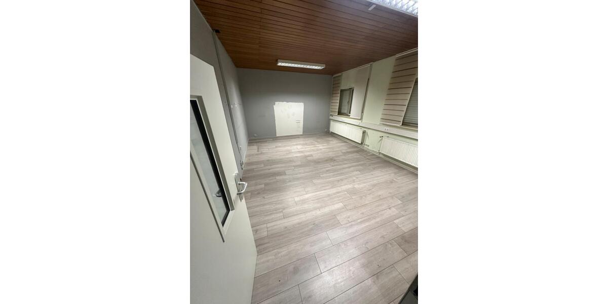 Gewerbeobjekt Wadgassen - 1.600&euro; | Angebot:25144681