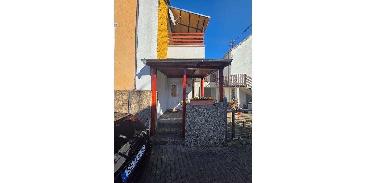 Dachgeschoßwohnung Friedrichsthal - 3 Zimmer, 93 m&sup2;, 1.050&euro; | Angebot:25765547