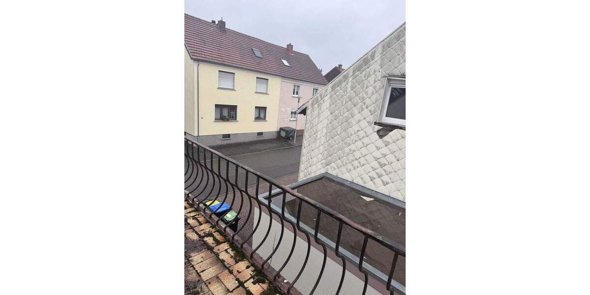 Einfamilienhaus Blieskastel - 6 Zimmer, 97 m&sup2;, 55.000&euro; | Angebot:25705118