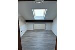 Dachgeschoßwohnung Neunkirchen Heinitz - 3 Zimmer, 80 m&sup2;, 700&euro; | Angebot:25480216
