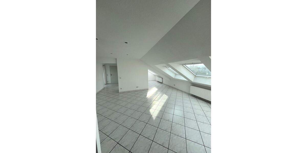 Etagenwohnung Saarbrücken St Johann - 2 Zimmer, 51 m&sup2;, 600&euro; | Angebot:25683672