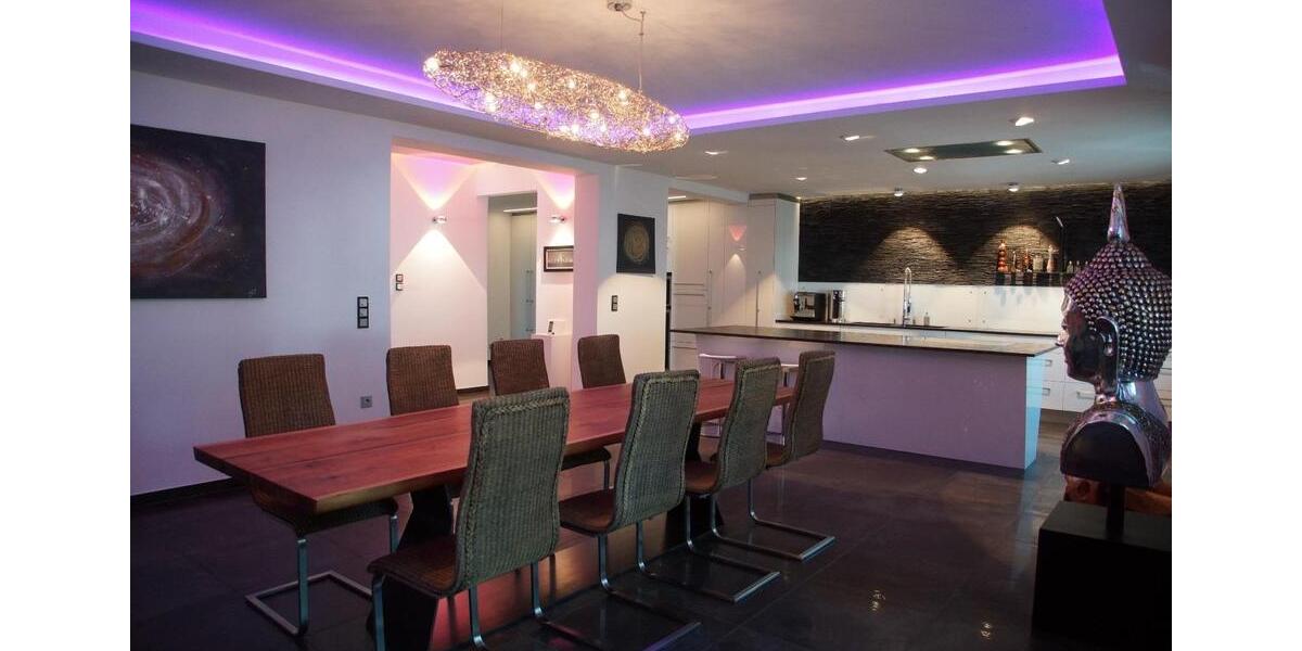 Doppelhaushälfte Saarbrücken West - 8 Zimmer, 276 m&sup2;, 620.000&euro; | Angebot:25255040