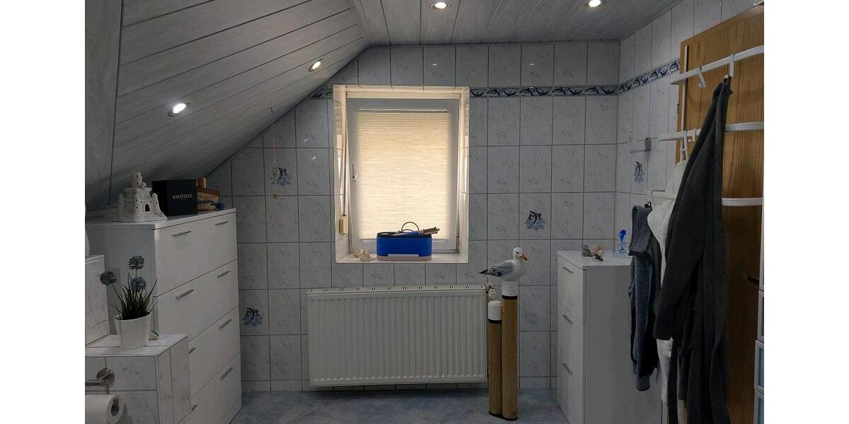 Einfamilienhaus Friedrichsthal - 7 Zimmer, 175 m&sup2;, 250.000&euro; | Angebot:25095844