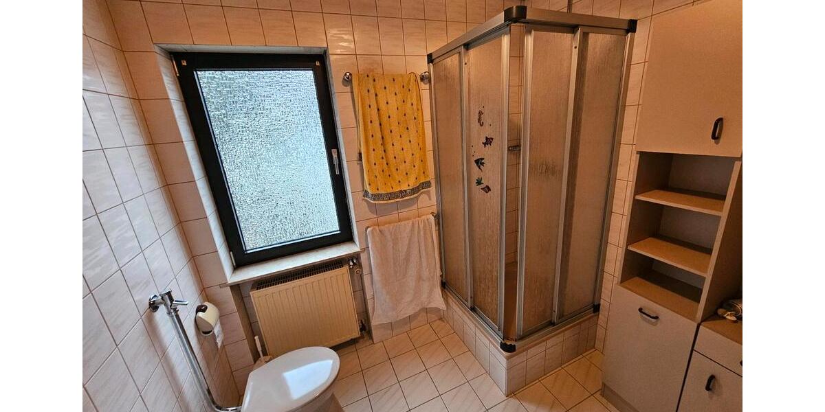 Einfamilienhaus Sankt Ingbert - 12 Zimmer, 207 m&sup2;, 322.000&euro; | Angebot:23283392