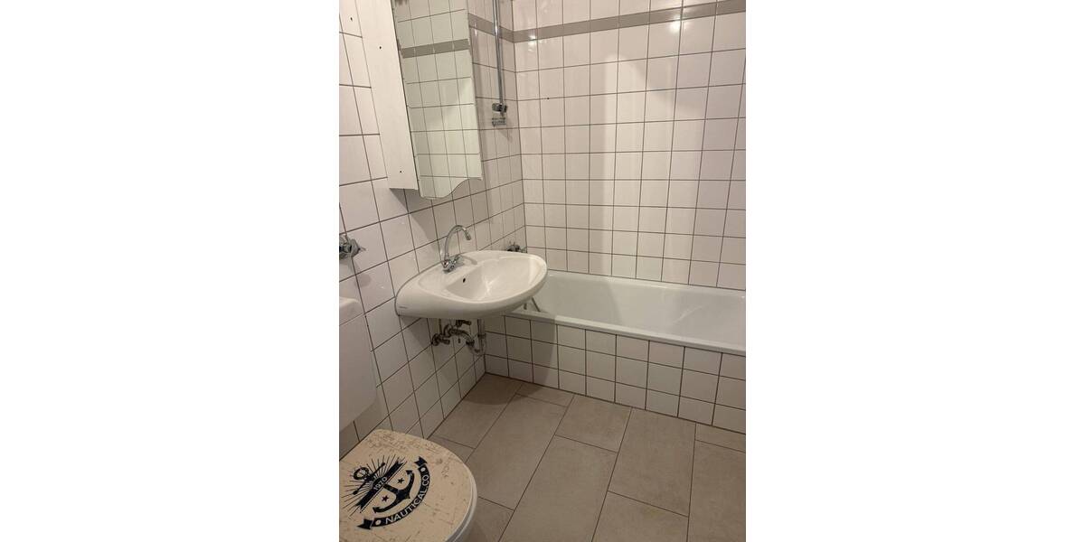 Etagenwohnung Saarbrücken Eschberg - 4 Zimmer, 67 m&sup2;, 157.000&euro; | Angebot:25731178