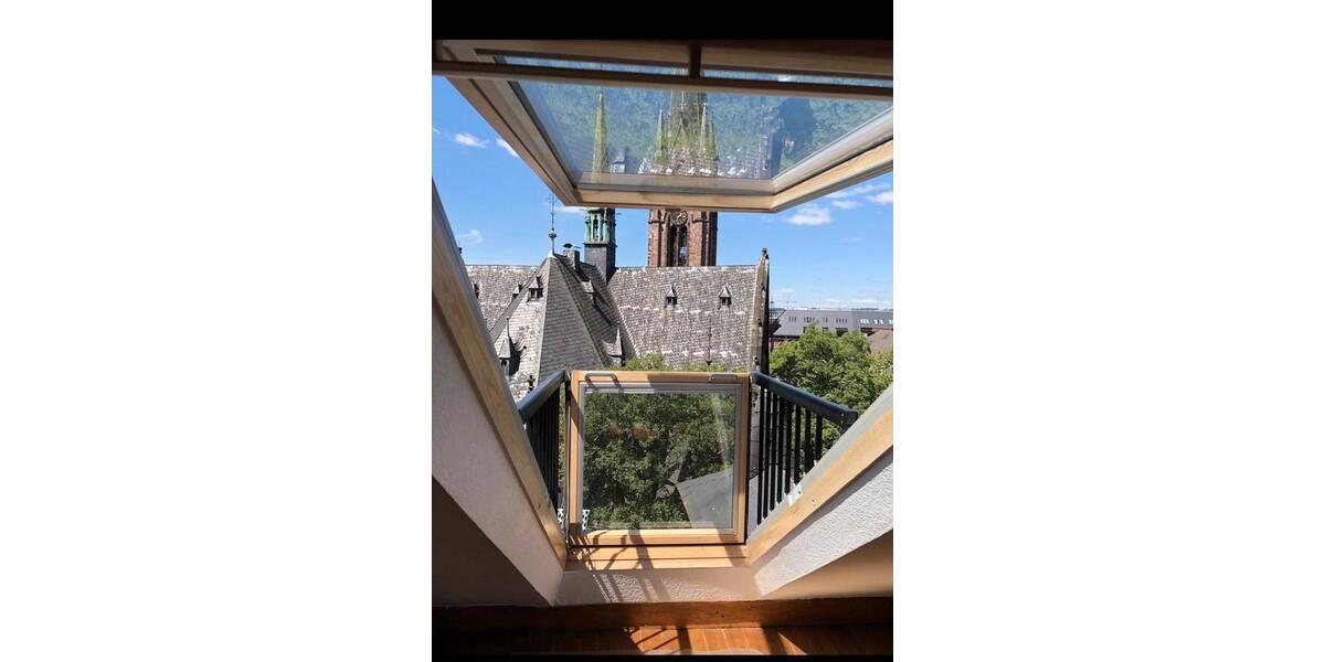 Dachgeschoßwohnung Saarbrücken - 3 Zimmer, 60 m&sup2;, 580&euro; | Angebot:26013066