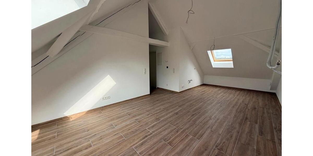 Dachgeschoßwohnung Zweibrücken - 2 Zimmer, 45 m&sup2;, 94.900&euro; | Angebot:26930854