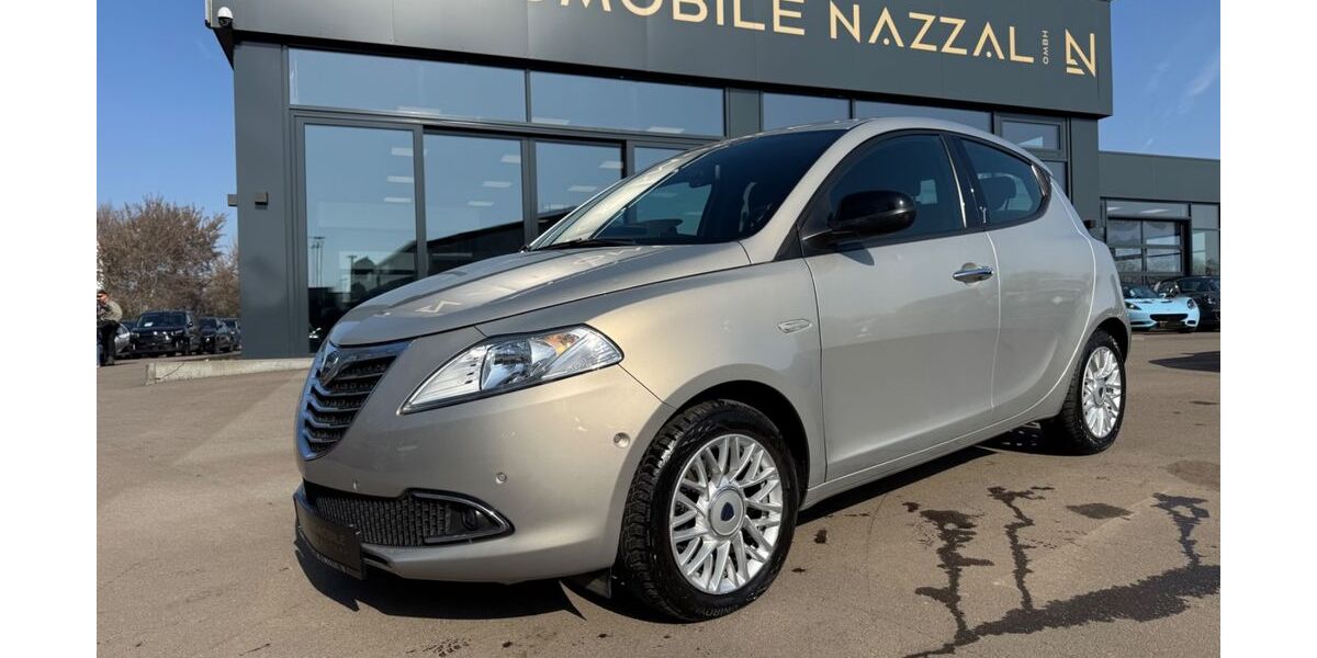 Lancia Ypsilon 28.000 km 7.899 &euro; Saarlouis 66740