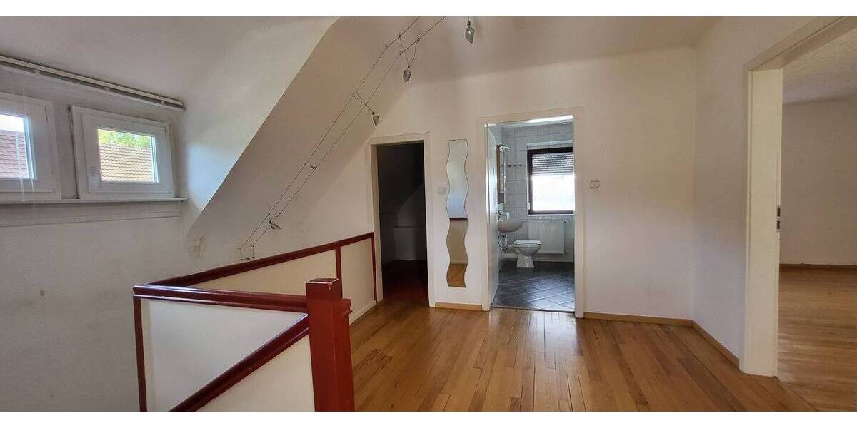 Mehrfamilienhaus, Wohnhaus Beckingen Reimsbach - 7 Zimmer, 250 m&sup2;, 350.000&euro; | Angebot:25726558