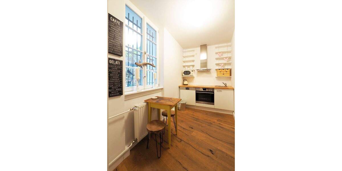 Etagenwohnung Saarbrücken St Johann - 2 Zimmer, 74 m&sup2;, 900&euro; | Angebot:25819891