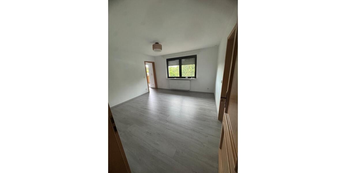 Etagenwohnung Heusweiler - 4 Zimmer, 90 m&sup2;, 800&euro; | Angebot:26613884
