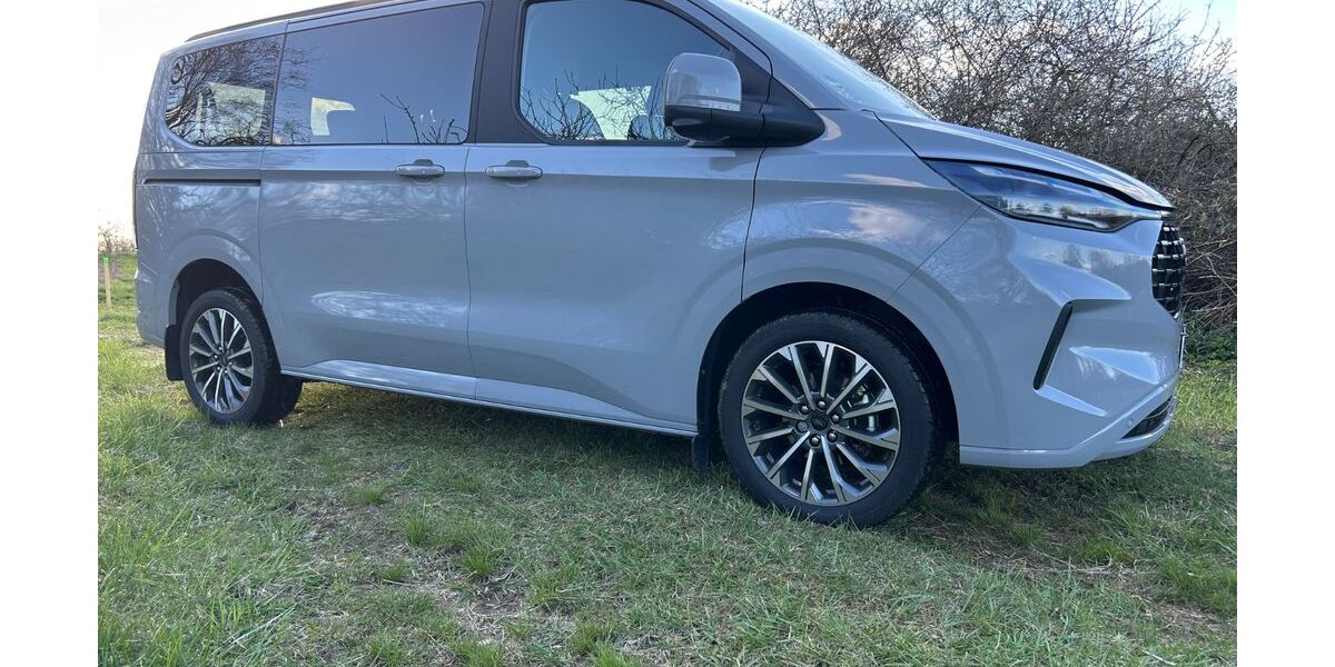 Ford Tourneo Custom 2.300 km 56.000 &euro; Nalbach 66809