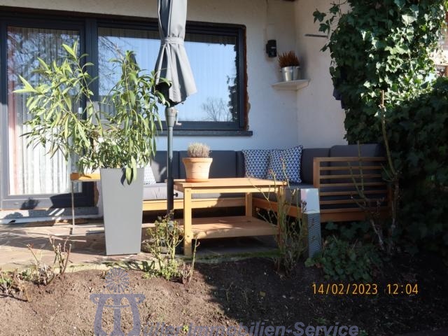 Großzügiges lichtdurchflutetes Zwei-Generationenhaus in schöner Stadtrandlage - Einfamilienhaus Homburg | Angebot:10240180