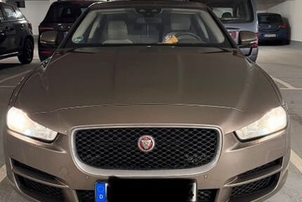 Jaguar XE 175.000 km 8.500 &euro; Homburg 66424