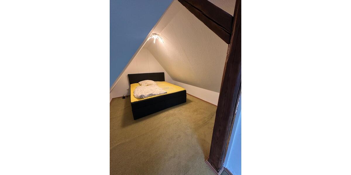 Dachgeschoßwohnung Homburg - 2 Zimmer, 75 m&sup2;, 560&euro; | Angebot:23869964