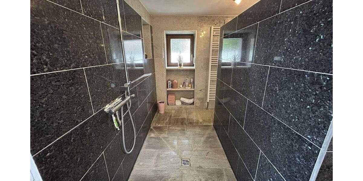 Reihenmittelhaus Überherrn - 3 Zimmer, 135 m&sup2;, 179.000&euro; | Angebot:25684610