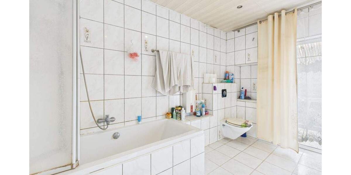 Einfamilienhaus Eppelborn / Dirmingen Dirmingen - 1 Zimmer, 222 m&sup2;, 150.000&euro; | Angebot:25772619