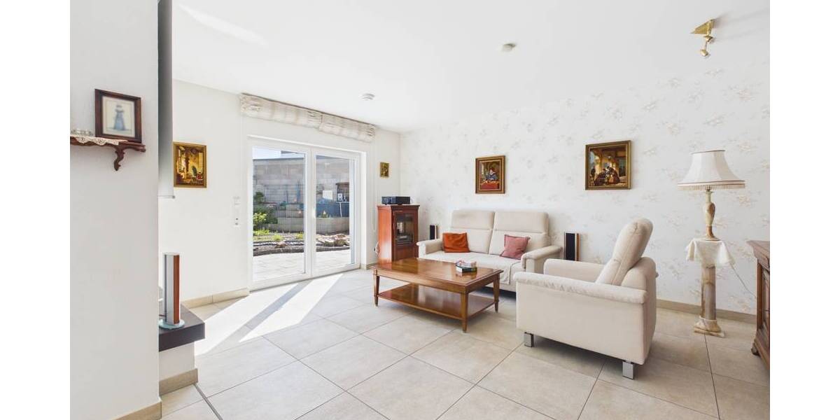 Einfamilienhaus Saarbrücken / Klarenthal Klarenthal - 6 Zimmer, 226 m&sup2;, 630.000&euro; | Angebot:26244752
