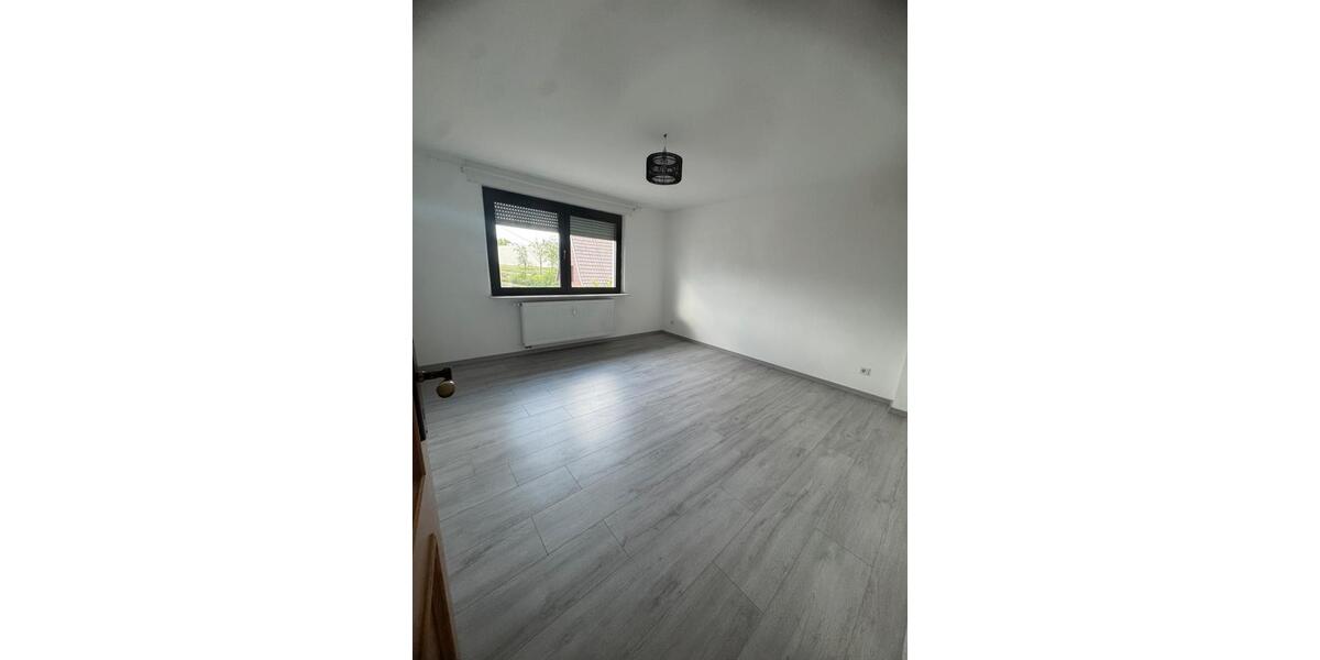 Etagenwohnung Heusweiler - 4 Zimmer, 90 m&sup2;, 800&euro; | Angebot:26613884
