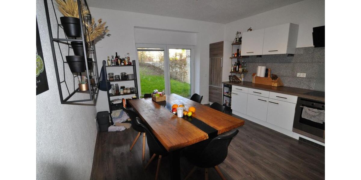 Erdgeschoßwohnung Illingen - 3 Zimmer, 90 m&sup2;, 660&euro; | Angebot:25923722