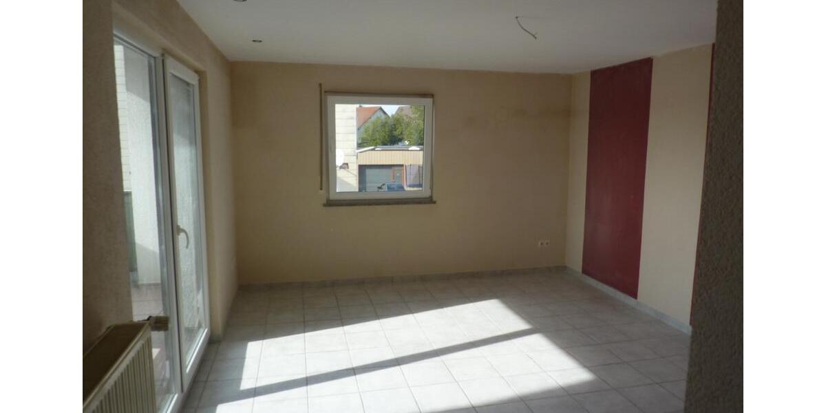 Etagenwohnung Kirkel - 4.5 Zimmer, 117 m&sup2;, 990&euro; | Angebot:26598288