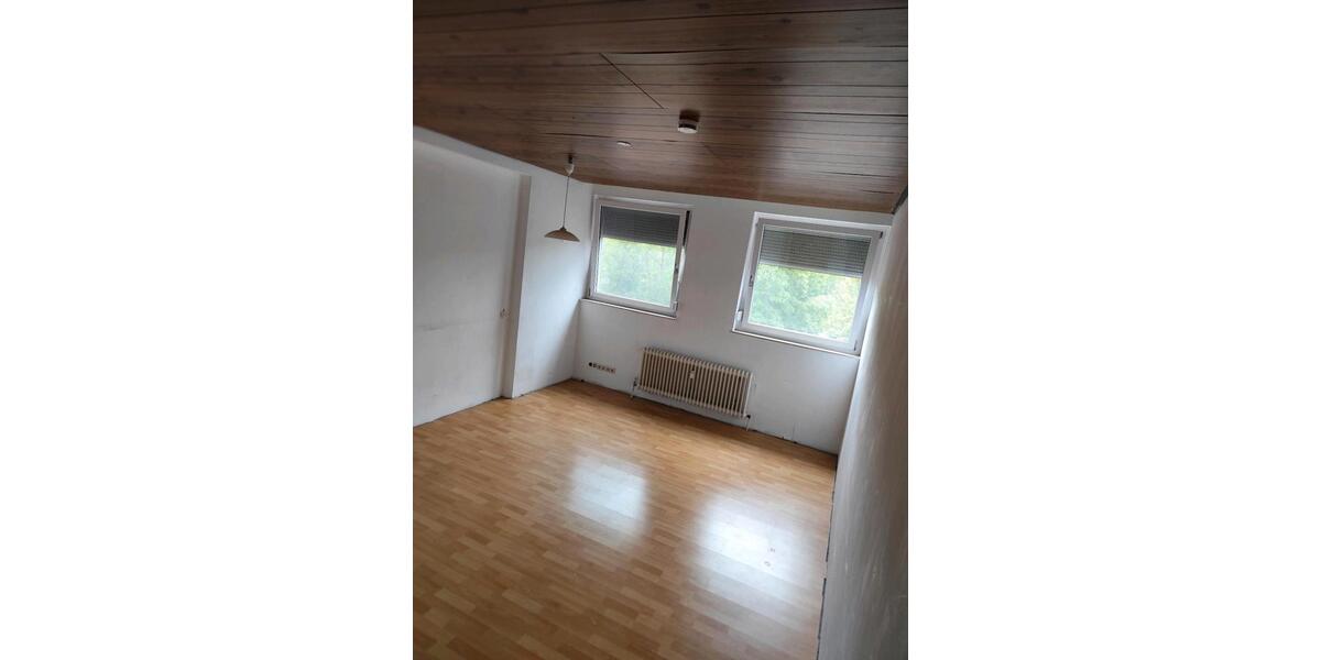 Etagenwohnung Sulzbach (Saar) - 3 Zimmer, 80 m&sup2;, 840&euro; | Angebot:26702430