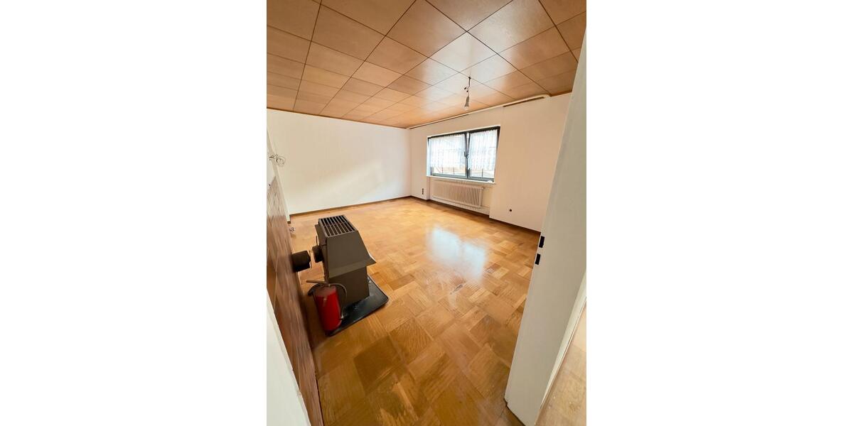Maisonettenwohnung Saarbrücken Dudweiler - 4 Zimmer, 85 m&sup2;, 1.100&euro; | Angebot:26638715