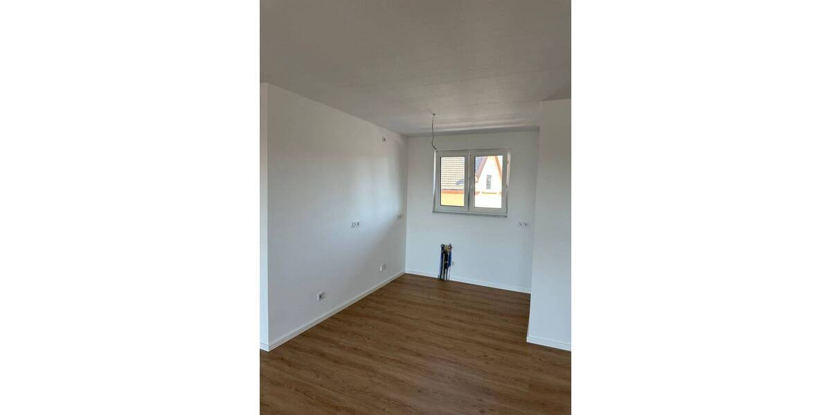 Etagenwohnung Riegelsberg - 2 Zimmer, 81 m&sup2;, 850&euro; | Angebot:26583159