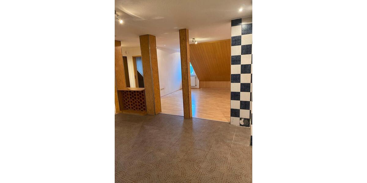 Etagenwohnung Saarbrücken Kieselhumes - 2 Zimmer, 65 m&sup2;, 750&euro; | Angebot:26113143