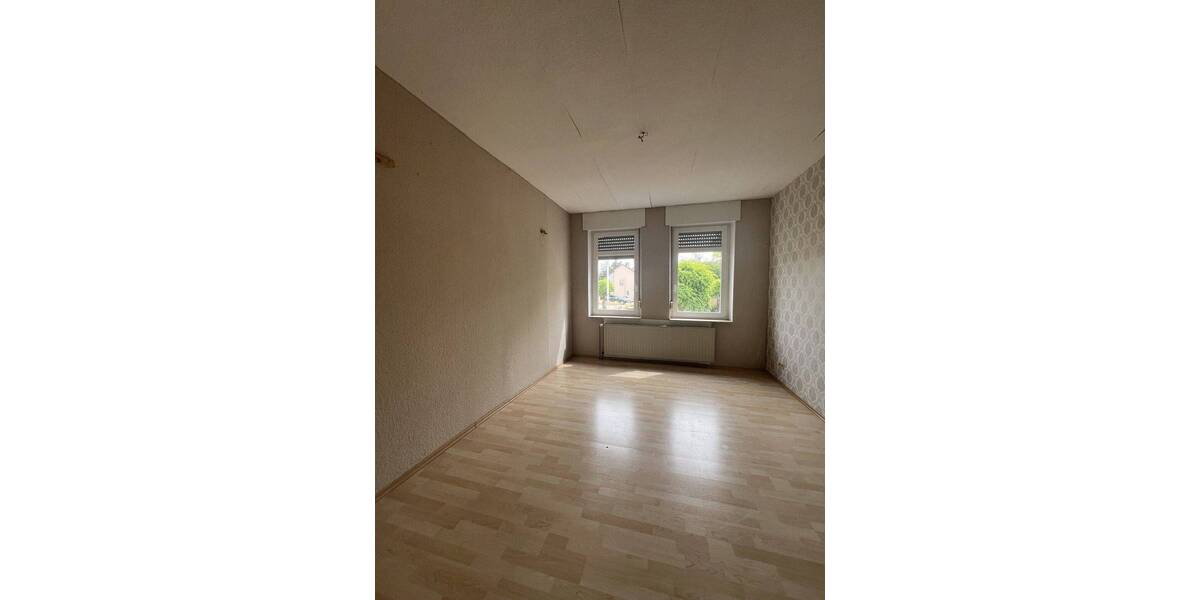 Einfamilienhaus Völklingen Wehrden - 5 Zimmer, 130 m&sup2;, 129.000&euro; | Angebot:26824664